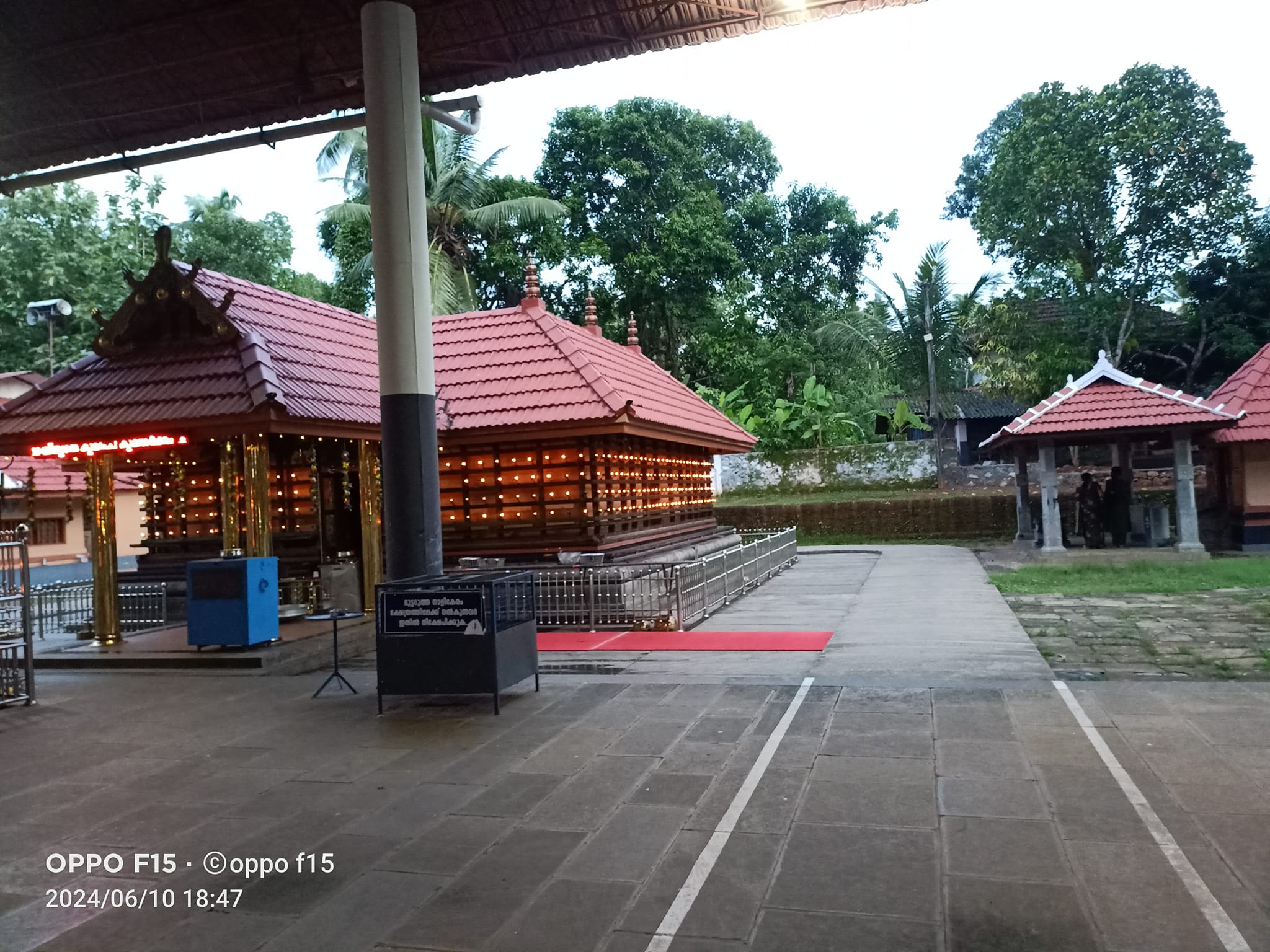 Images of Palakkad Sree Pookkottukalikavu Bhagavathi  Temple