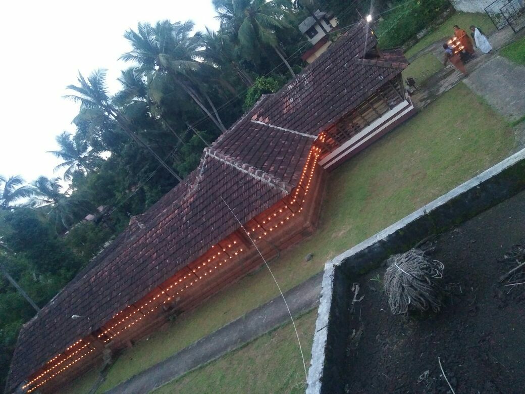 Images of Palakkad Sree Vellilapetty Vishnu  Temple