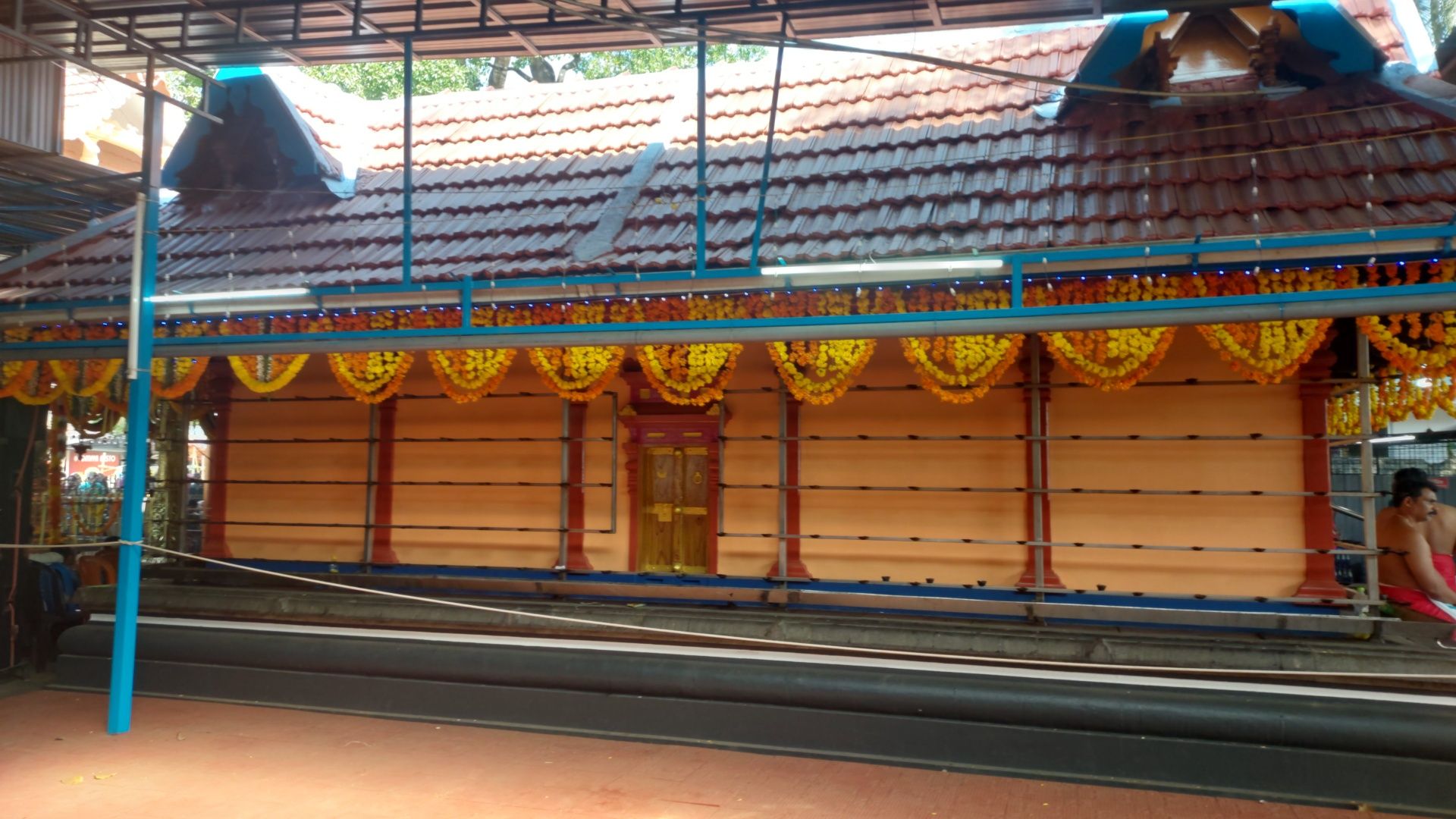 Parassery Sree Mookambika Bhagavathi Temple in Kerala
