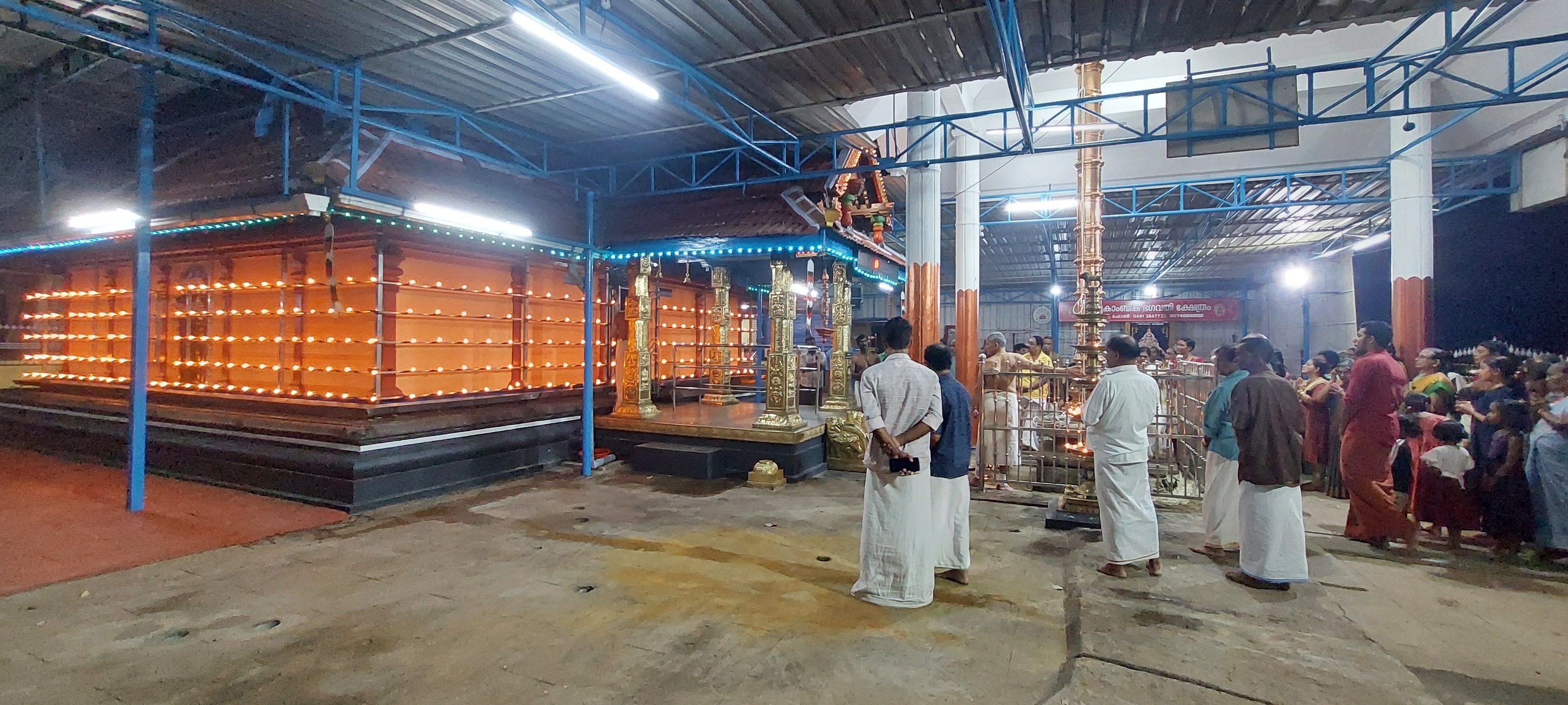 Parassery Sree Mookambika Bhagavathi temple Palakkad Dresscode