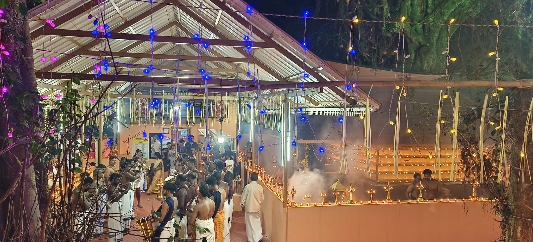 Vembalathu Padam Sree Vanadurga Devi temple Palakkad Dresscode