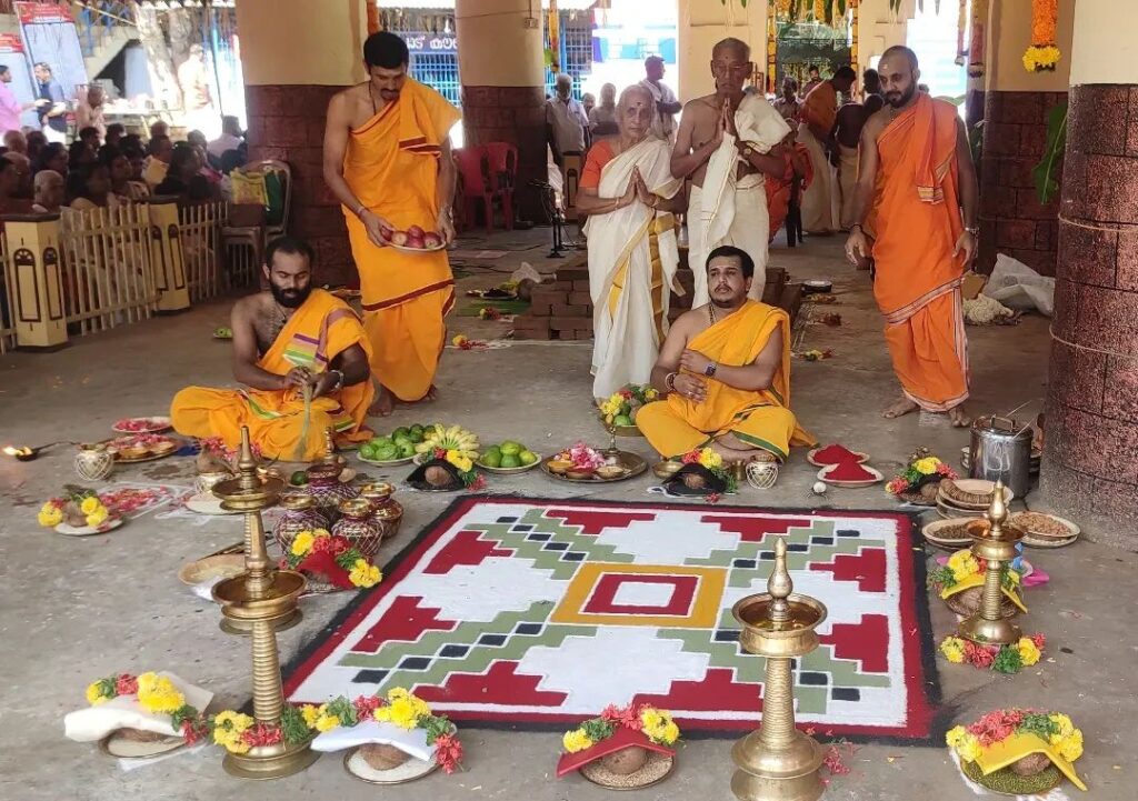 Annual Chandika Homam ritual held in May and June at Thiruvalathur temple