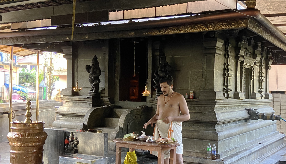 Elanthoor Temple in Kerala