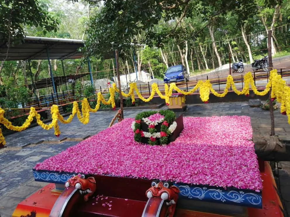Nedumkunnu Malanada Temple in Kerala