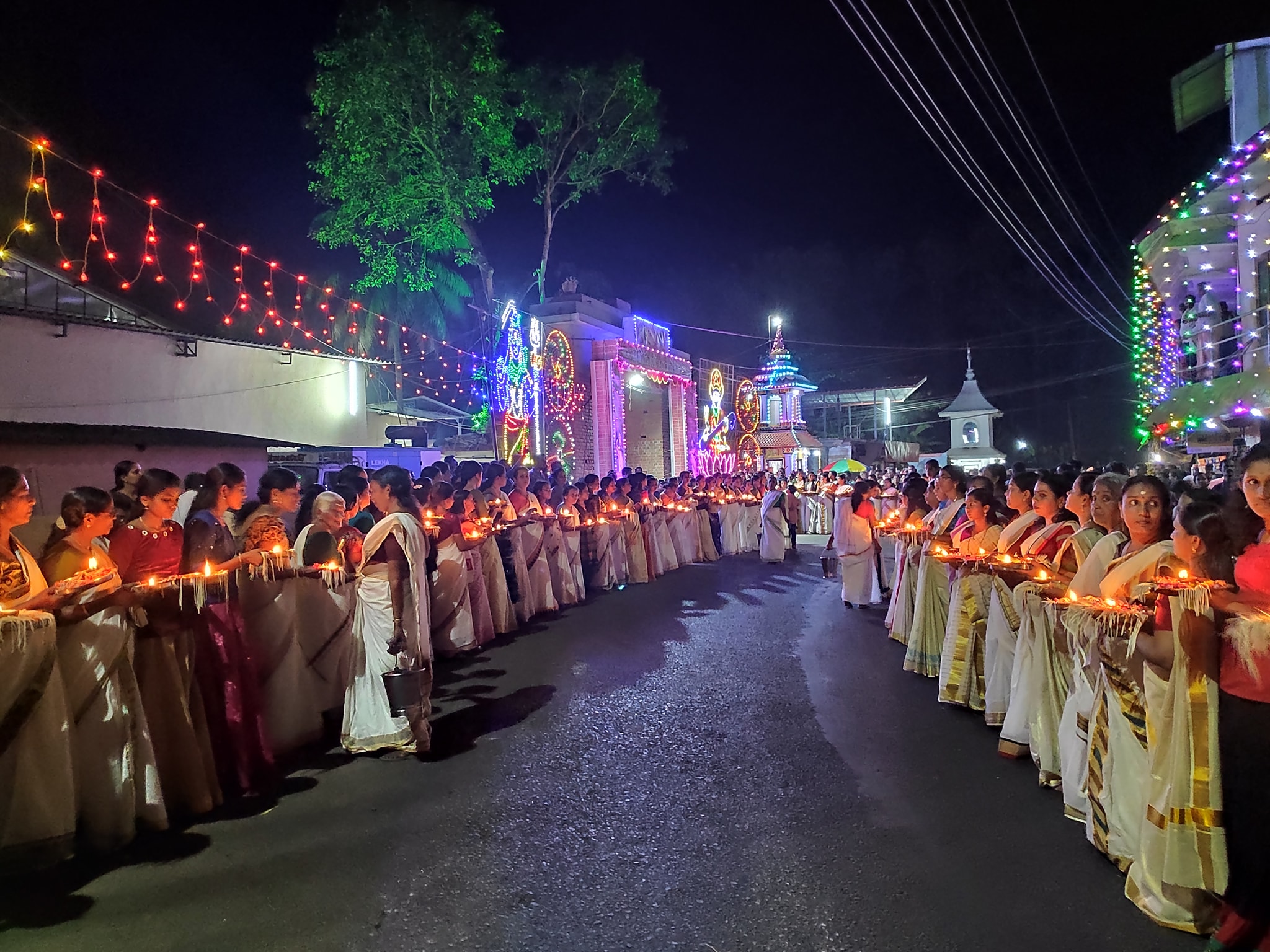 Njaliyil Bhagavathy  Temple pathanamthitta Dresscode