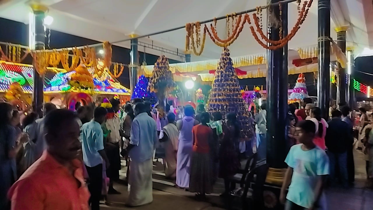 Neervilakom Sree Dharmasastha  Temple Pathanamthitta Dresscode