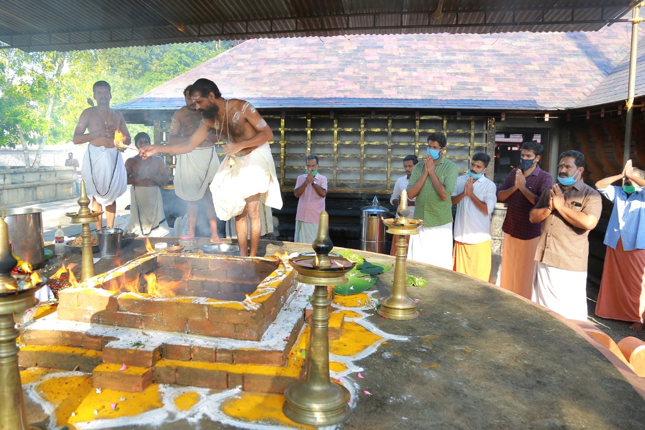 Trichennamangalam Mahadevar  is an Shakthi devi in Hinduism