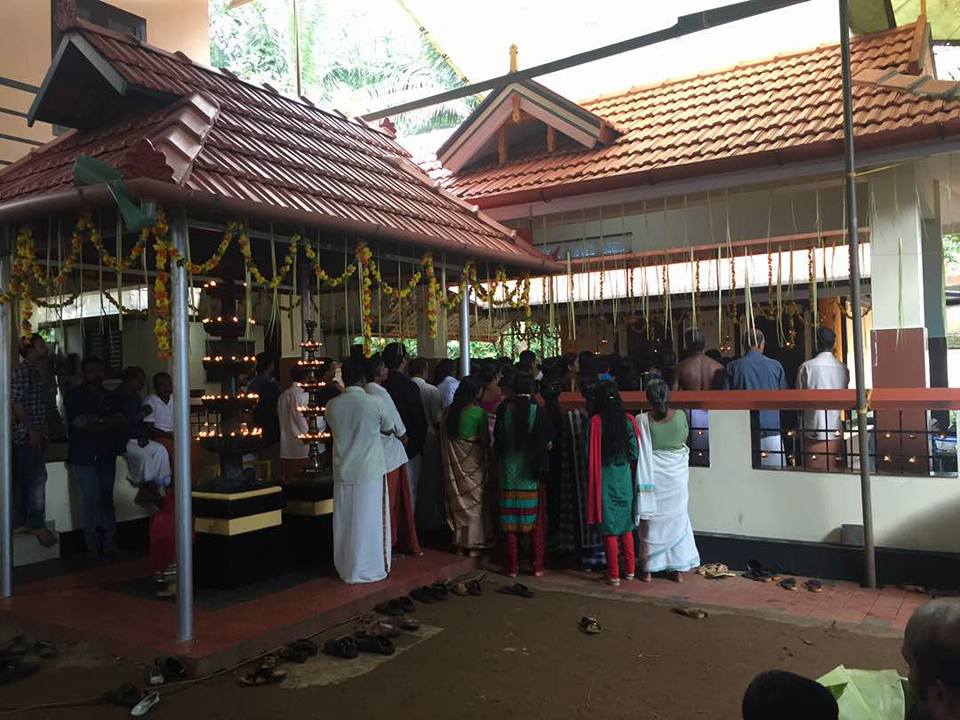 Thottiyattil Bhagavathi  Temple Pathanamthitta Dresscode