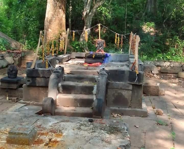 Parakulam Shiva Temple in Kerala