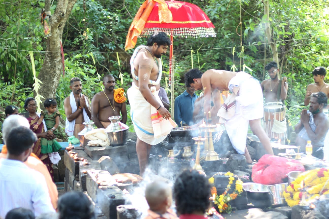 Images of Pathanamthitta Parakulam Shiva Temple