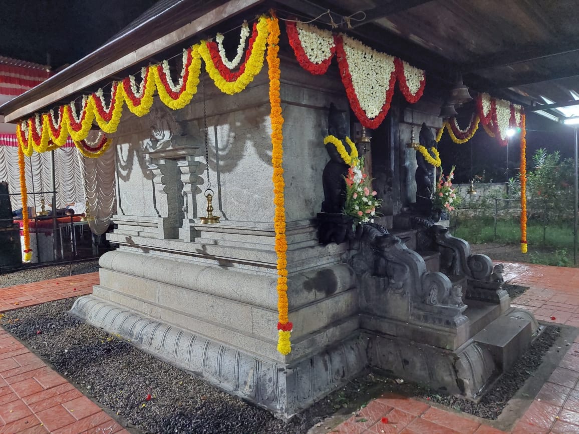 Sree Umamaheswara Temple Pathanamthitta Dresscode