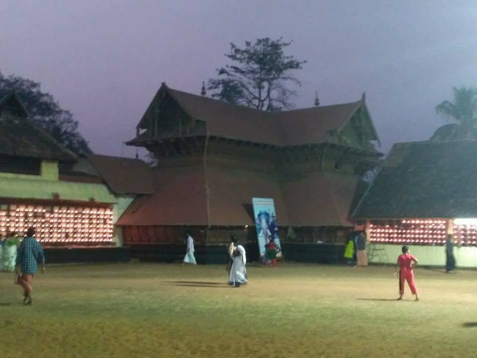 Thiruvalla  Sreevallabha  Temple Pathanamthitta Dresscode