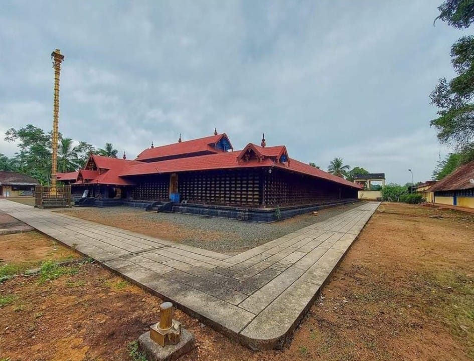 Kaviyoor Mahadevar Temple Pathanamthitta Dresscode