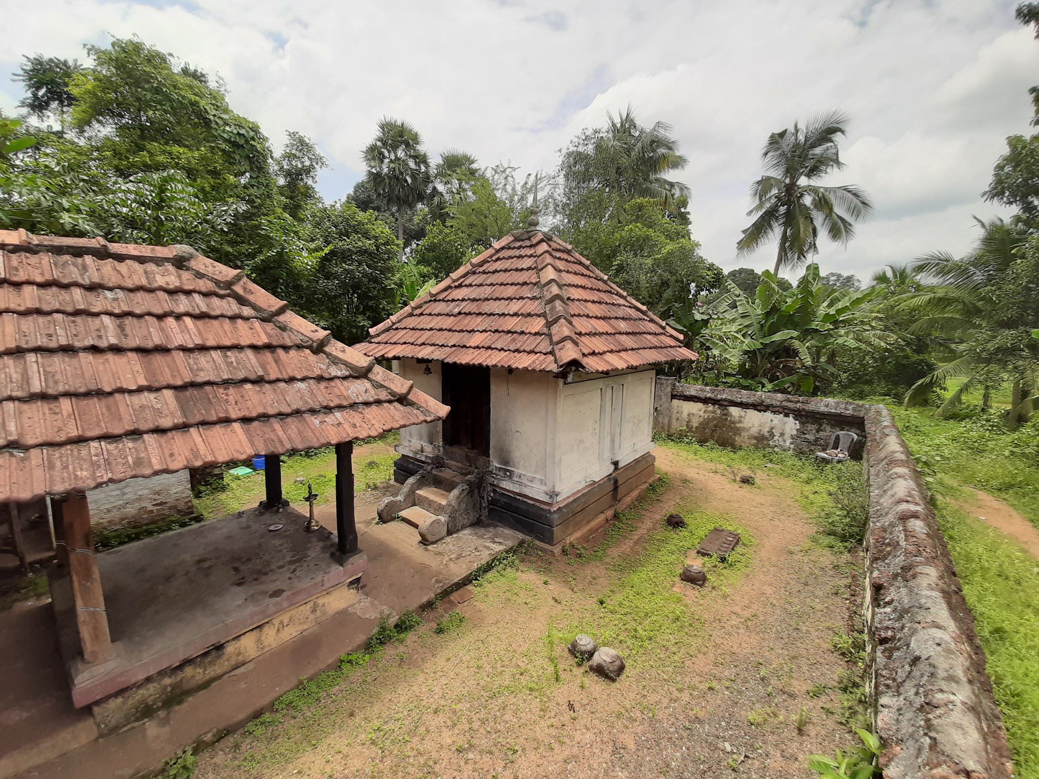 Kazhanoor Sreekrishna Swamy Temple