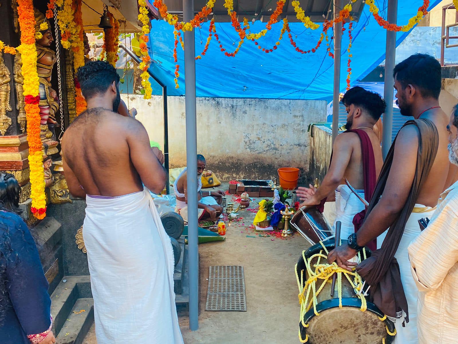 Navolil Bhadra Bhagavathy Temple Pathanamthitta Dresscode