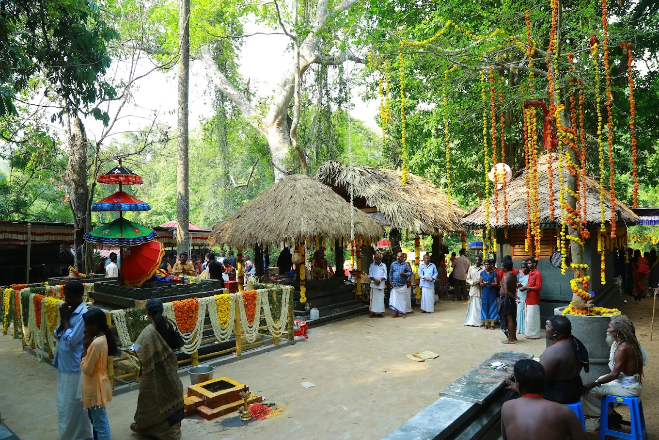 rituals at Sree Kallely Oorali Appooppan Kavu