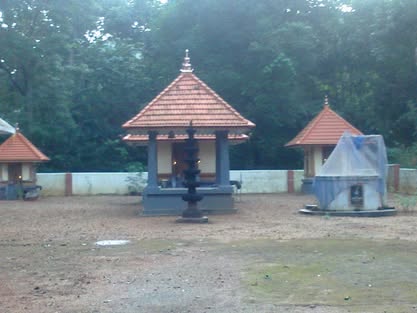 Thekkan Kodungallur is an Shakthi Devi in Hinduism