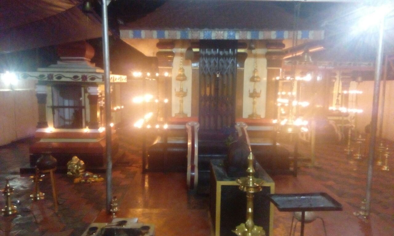 Mothiravayal Sreemahadheva temple Pathanamthitta Dresscode