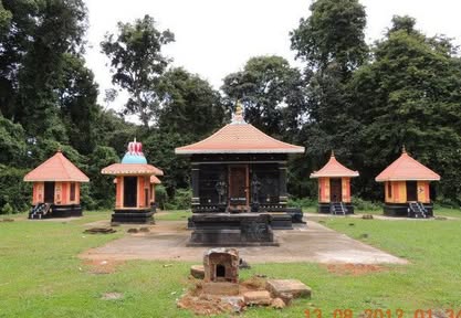 Aaluvamkudi Sree Mahadeva temple Pathanamthitta Dresscode