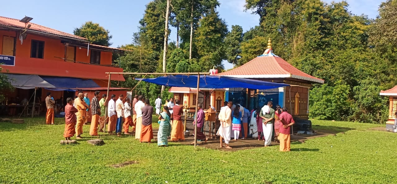 Images of Pathanamthitta Aaluvamkudi Sree Mahadeva  Temple