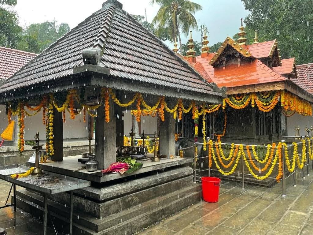 Cheruppuzhakkattu Devi Temple in Kerala
