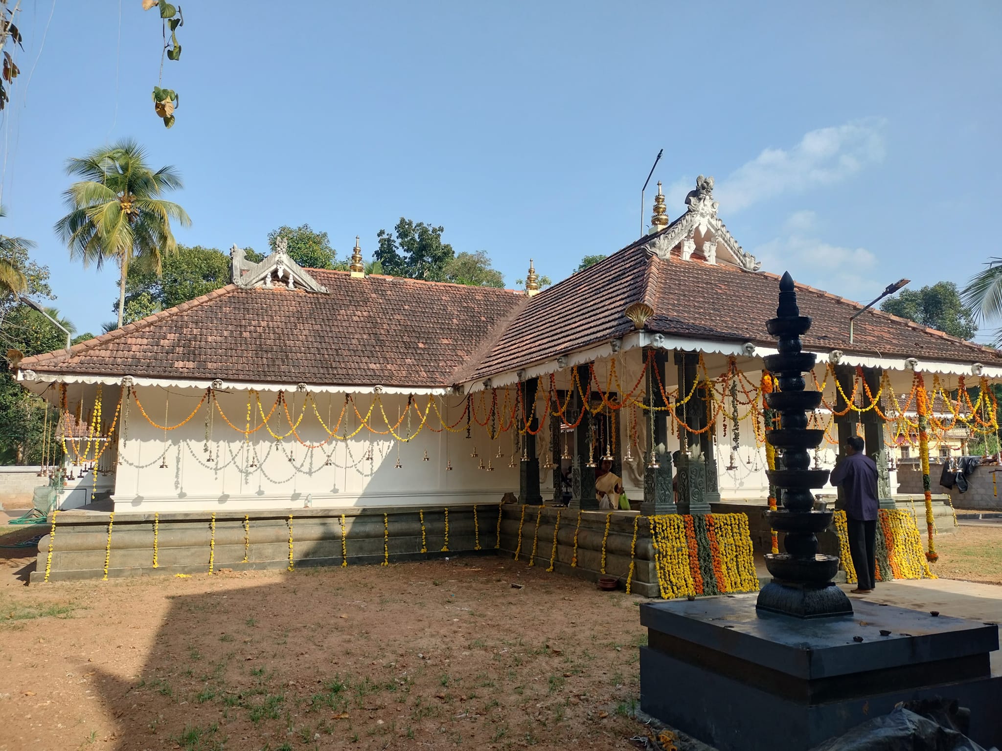 Cheruppuzhakkattu Devi is an Shakthi Devi in Hinduism