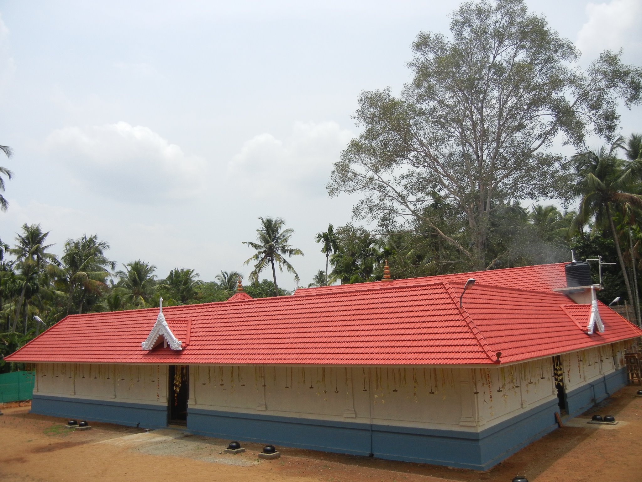  Sreenarayanapuram Narasimha Vamana Moorthy  Temple Thrissur