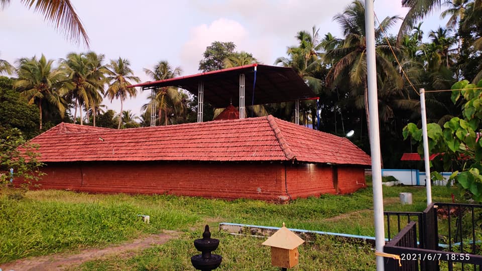 Korattikkara Vishnu Bhagavathy Temple Thrissur Dresscode