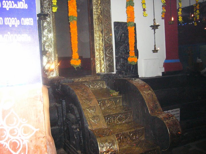 Images of Thrissur KondazhyDevi Temple