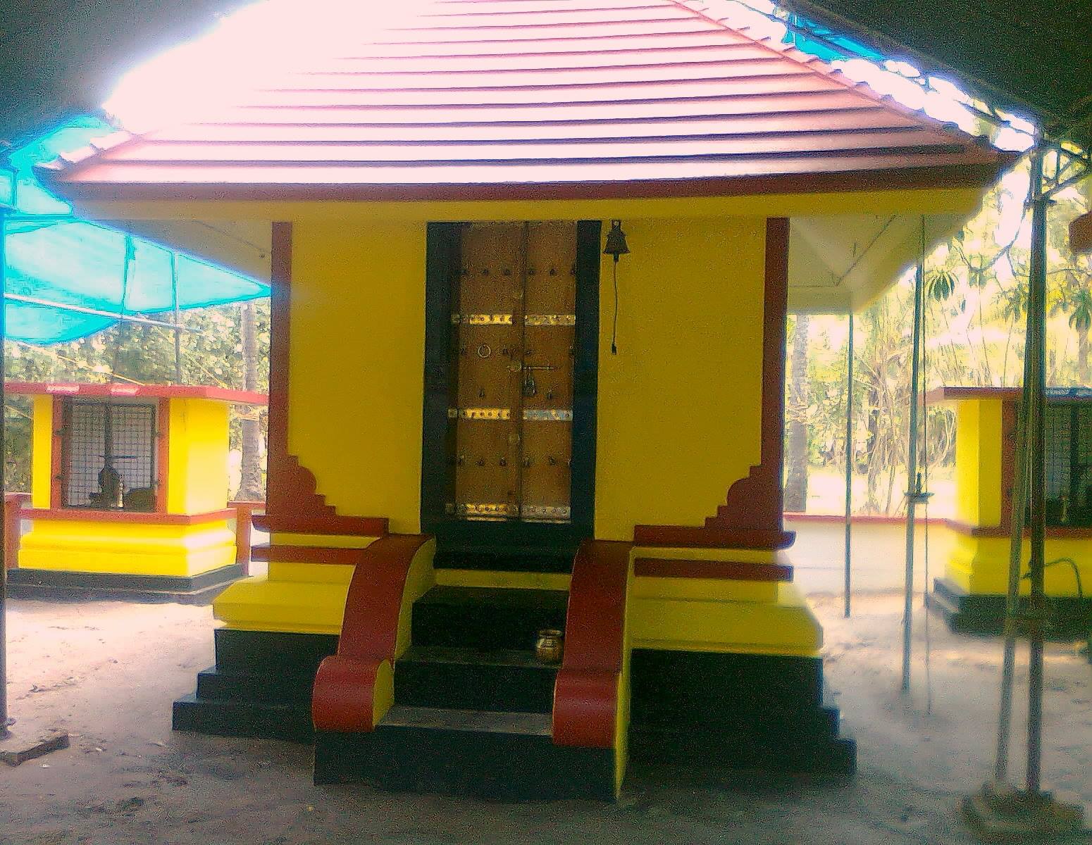Adiparambil Sree Rudhiramala Temple