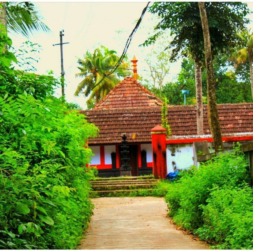 Pothani Shiva vishnu devi Temple Thrissur