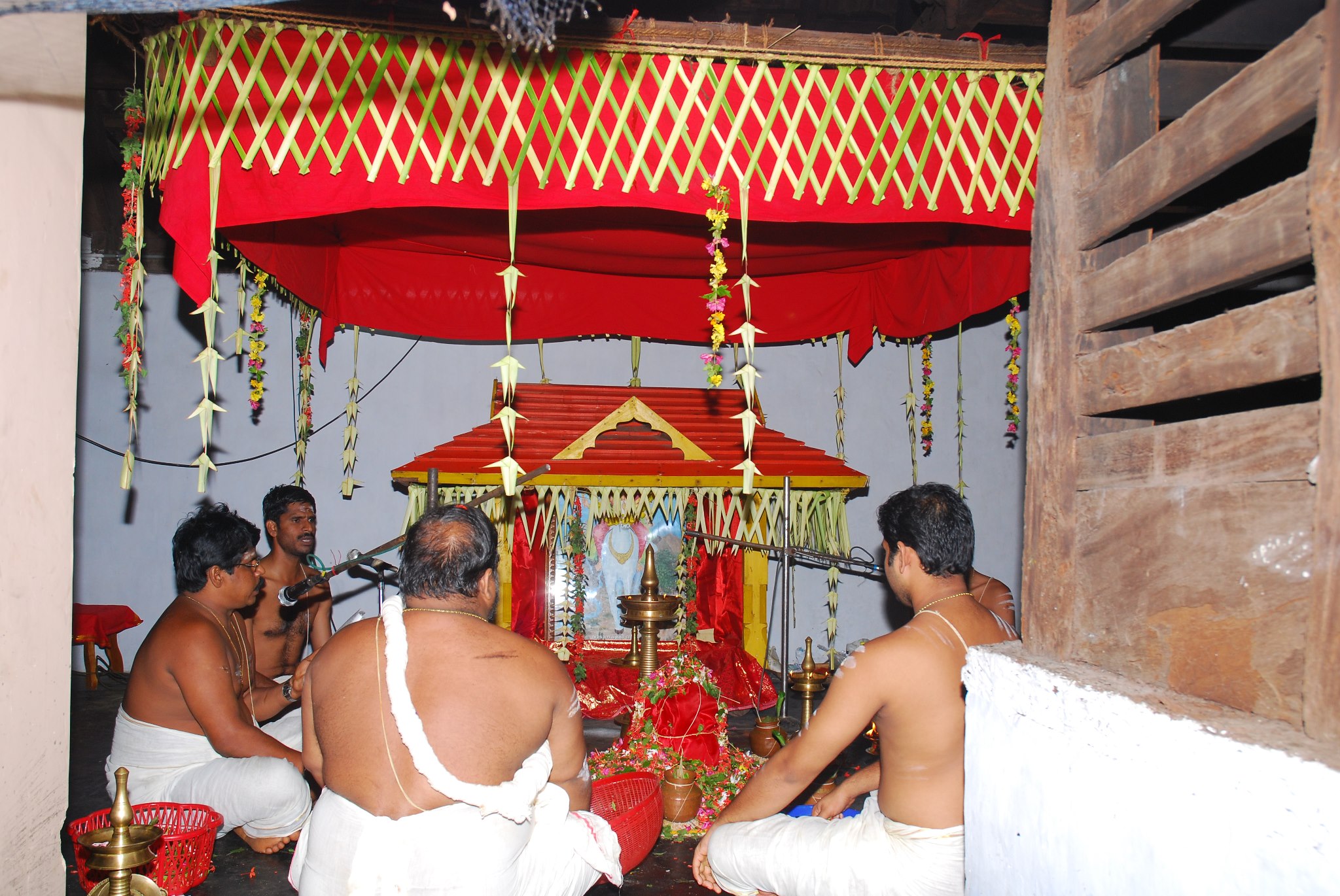 Images of Thrissur Vatanappally Sree Bhagavathy ganapathi Temple