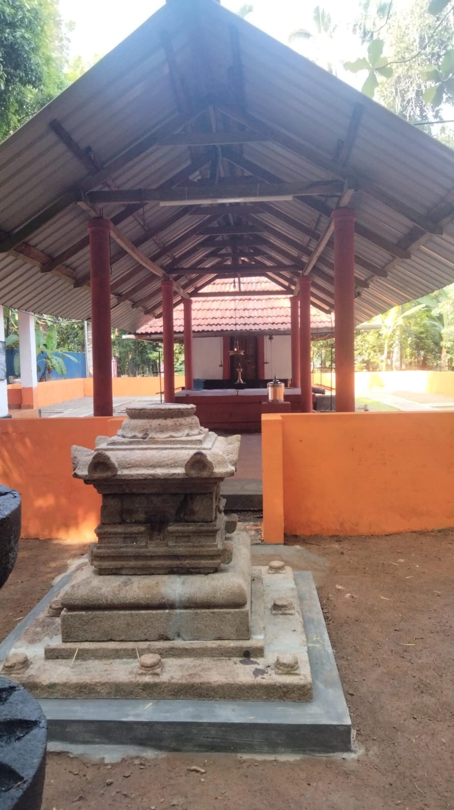 Palppuzha Vamana Moorthy vishnu devi Temple Thrissur