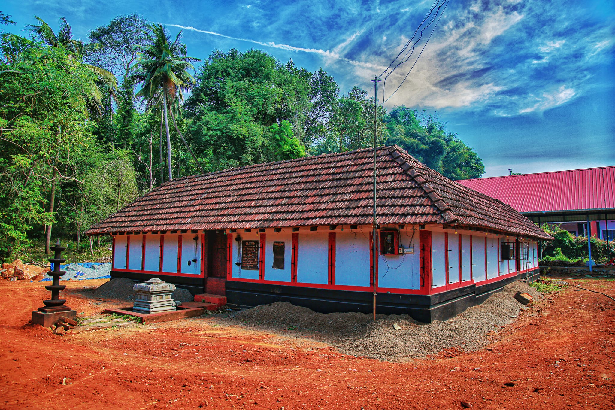  Valakkavu Kodump Sreekanteswara Temple in Kerala