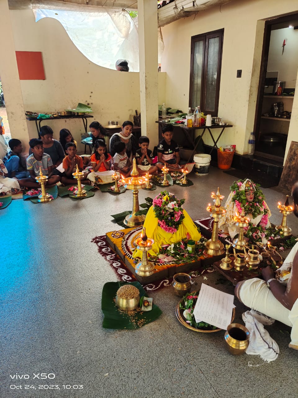 Kodaly  Bhagavathy  Temple Thrissur Dresscode