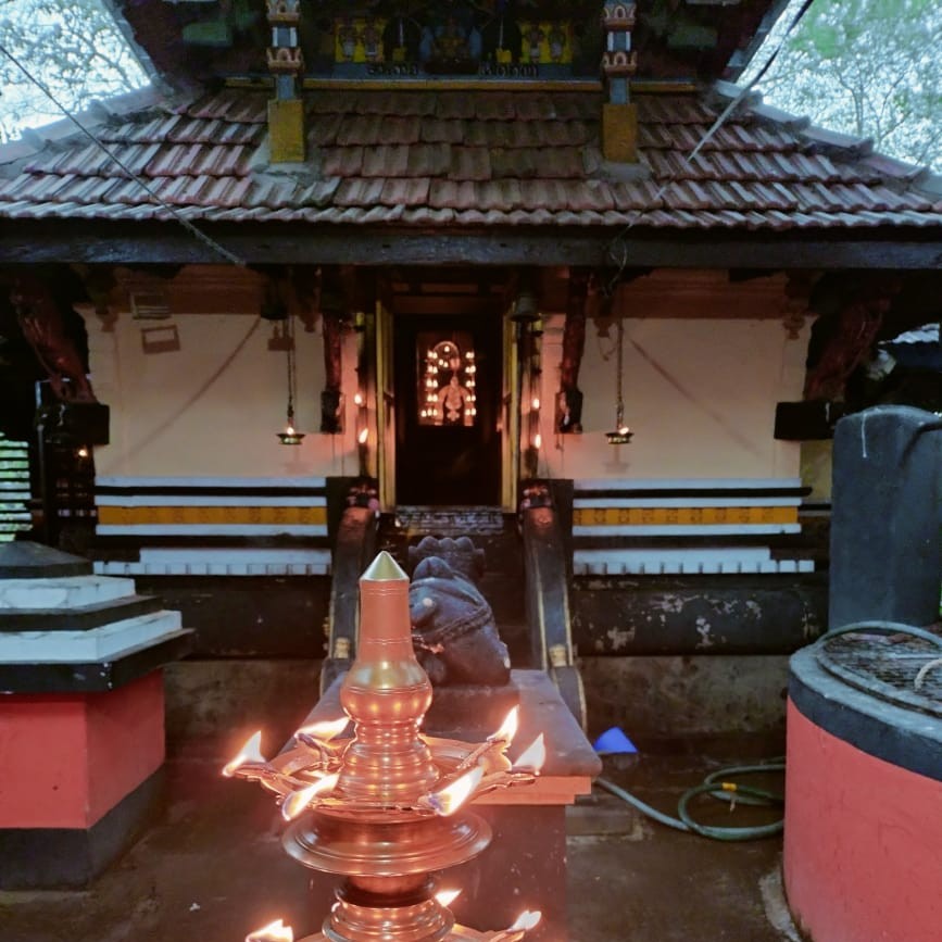   Kurumbanchery Sreemahadeva  Temple Thrissur