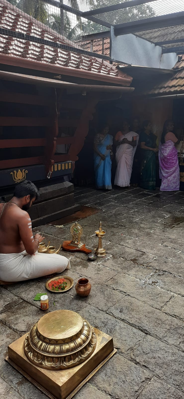  Pazhampuzha Sree Mahavishnu  Temple Thrissur Dresscode