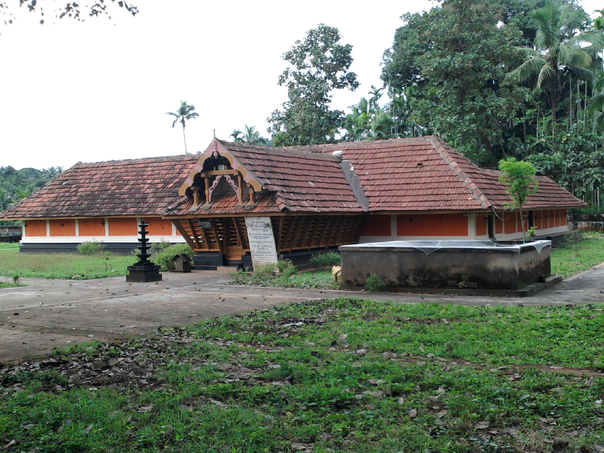  Moorkkamkulangara  Bhagavathy  Temple Thrissur