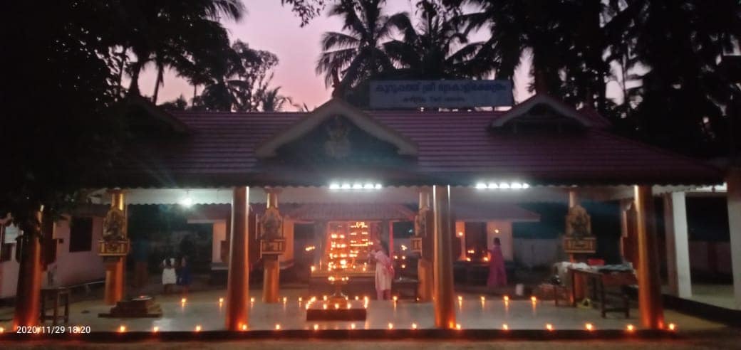 Kuruppath Bhagavathi Temple Thrissur Dresscode