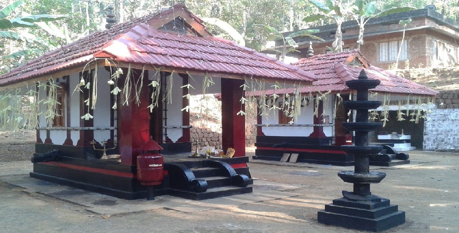 Vellangotu Sree Bhagavathy Temple Thrissur Dresscode