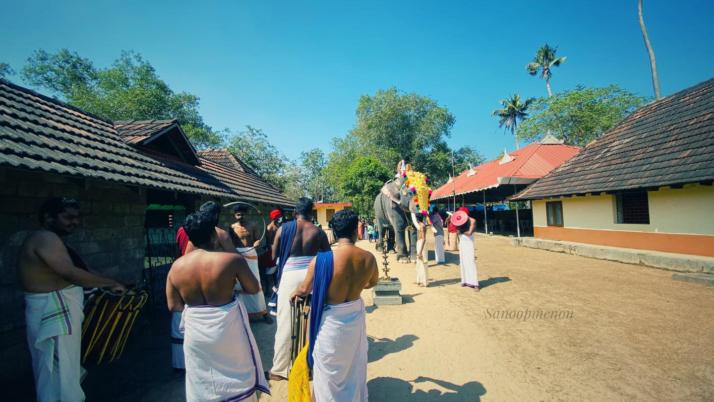 Images of Thrissur  Ponjanam Bhagavathy  Temple