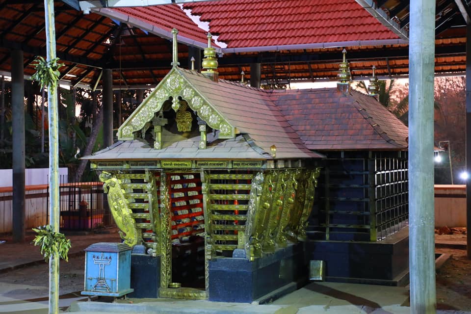 Sree Sankarankavu Bhagavathi  Temple Thrissur Dresscode