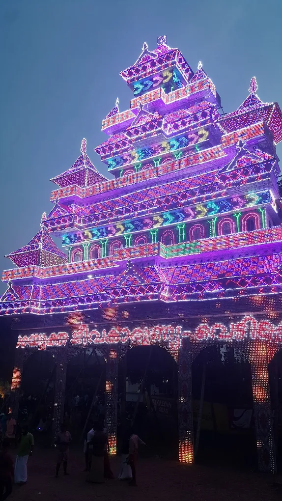Pooram Vela festival at Sree Chiravarambathukavu Bhagavathi Temple