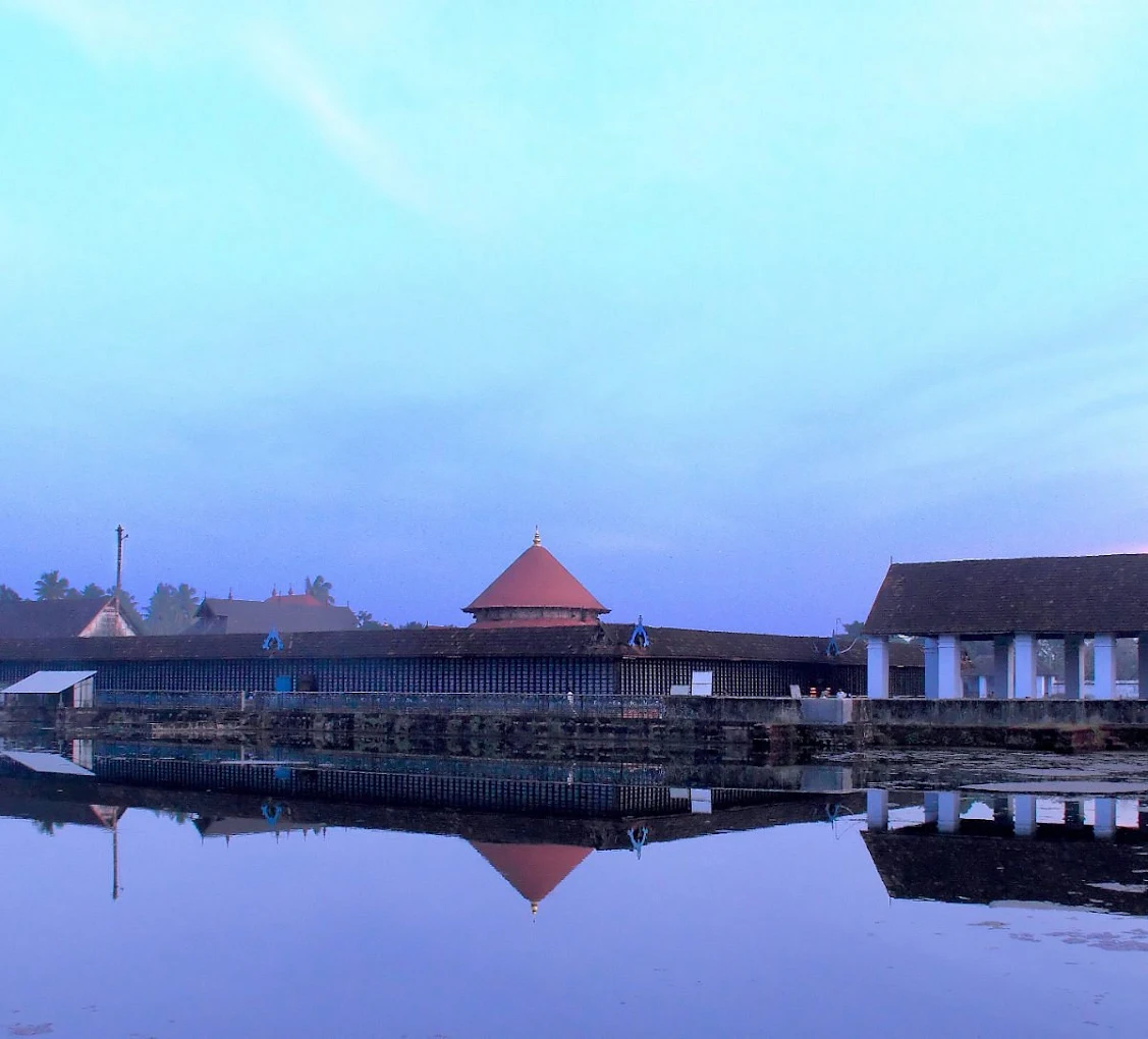 Interior cave chamber of Sree Koodalmanikyam Temple