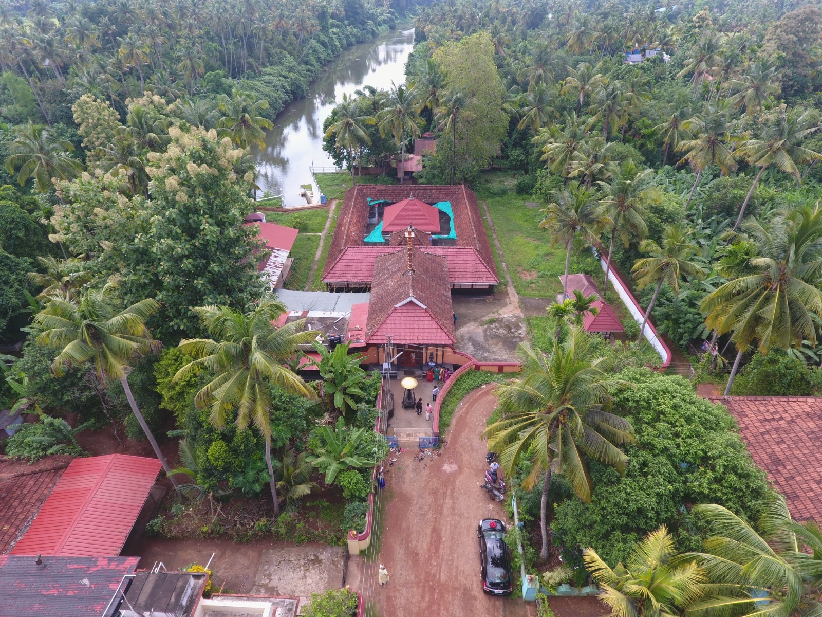 Sree Mahamunimangalamtemple Thrissur Dresscode