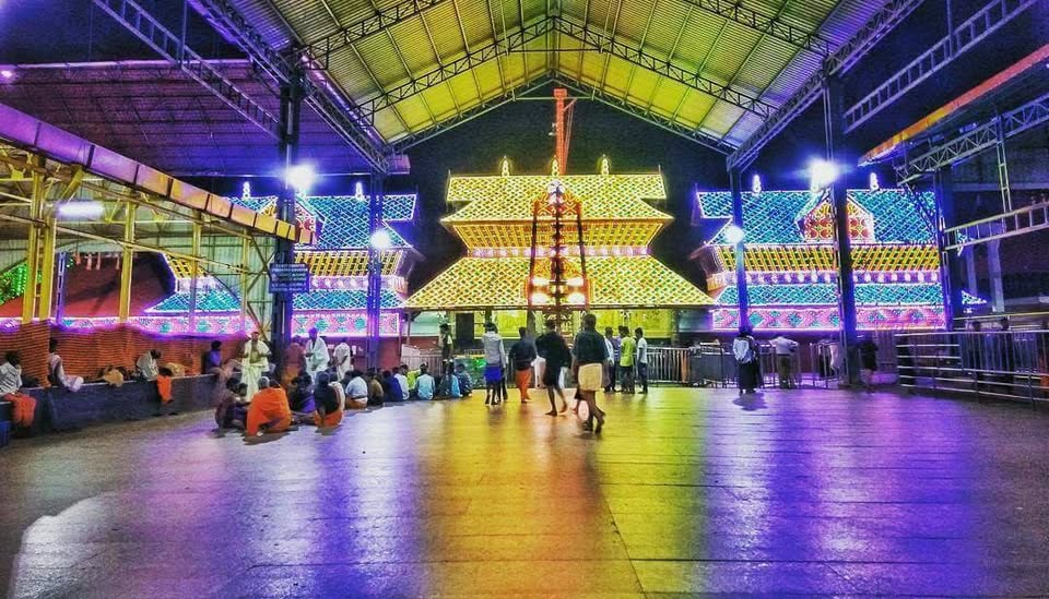 Guruvayur Sree Krishnatemple Thrissur Dresscode