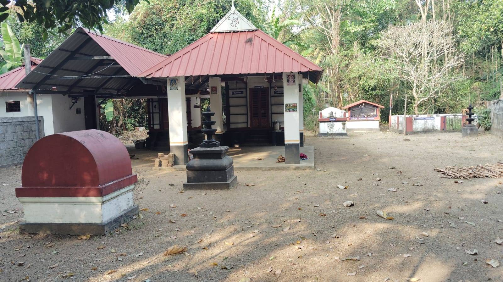 Vadakkottu Sri Rudhiramala Bhagavathy Hanuman Swamy Temple Thrissur