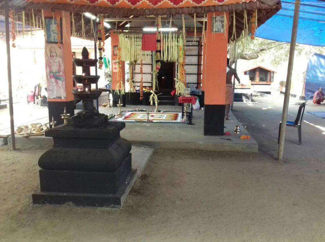 Vadakkottu Sri Rudhiramala Bhagavathy  Hanuman Swamy  Temple in Kerala