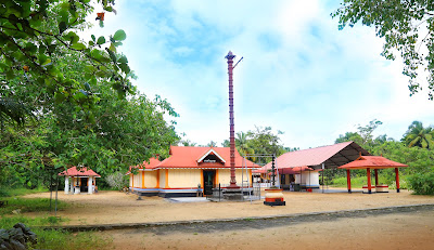 Maholsavam celebrations at Kizhakkedath Daivathum Parambu Temple during Thiruvathira in Dhanu