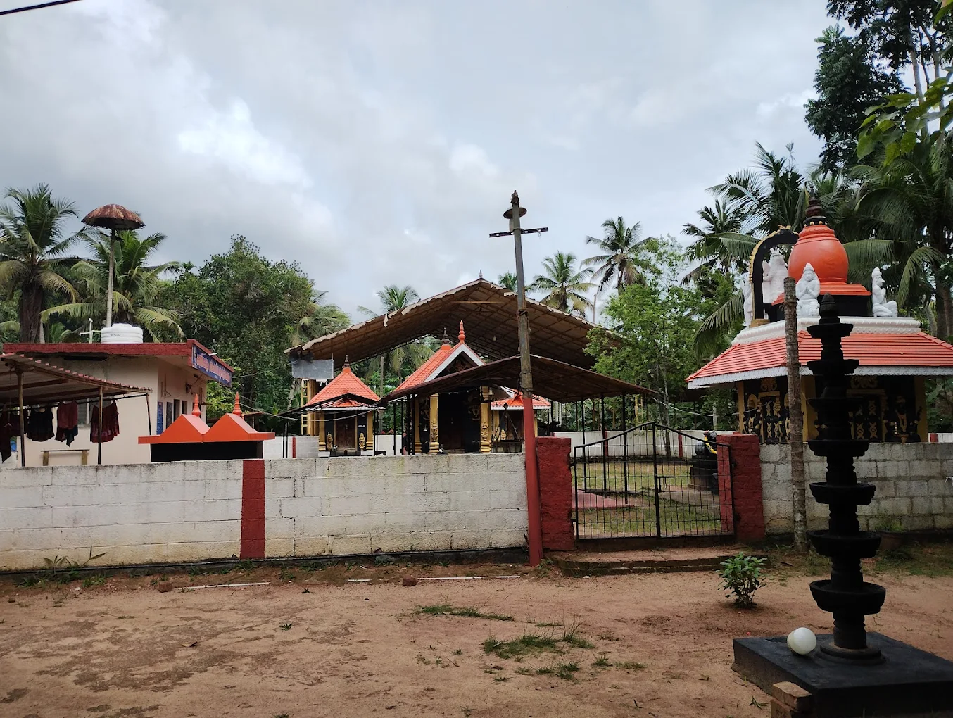 Kuthirakkulam Mahadeva Bhadrakali Devi Temple in Hinduism